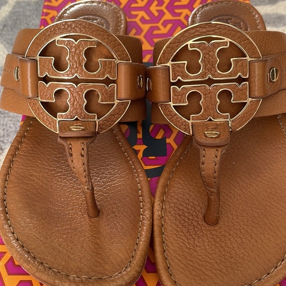 Tory Burch Amanda Flat Sandal Size 5 - Picture 2 of 6
